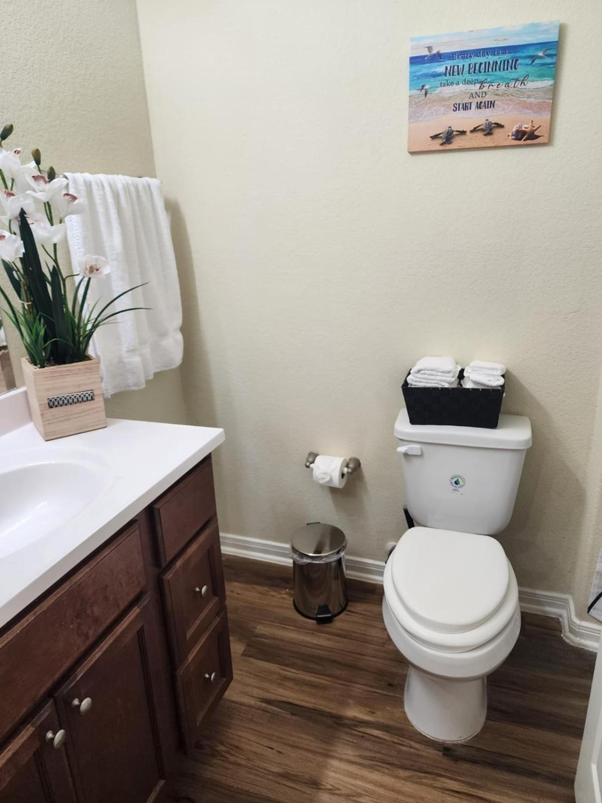 Spacious Villa Close To The Beach, 10 Sleeps Galveston Exterior foto